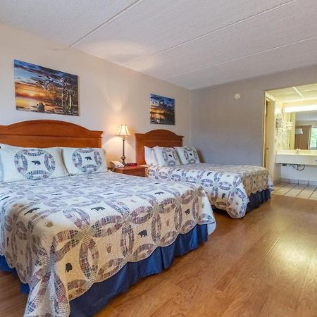 بيدجن فورج Mountain Breeze Motel المظهر الخارجي الصورة